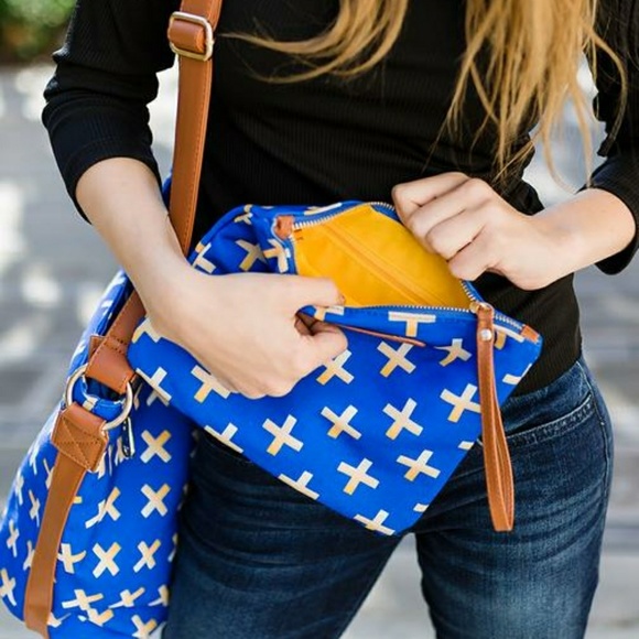 Blue & Gold Crosses Clutch Waterproof Lining NWT - Picture 2 of 4